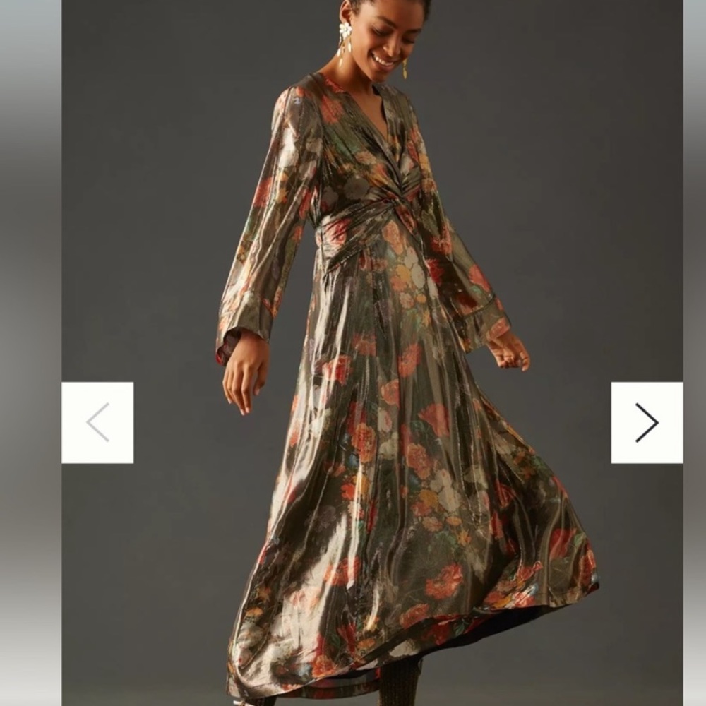 Deep v-neck maxi dress